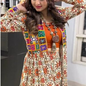 👗Lehenga👗 Fabric:- Pure Cotton Inner:- Micro Cotton Flair:- 6 Meter  Size:- 44 Length:- 42