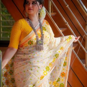 Saree Fabric: Heavy linen  blooming saree With floral digital print on allover saree attached with heavy motif tussels with PERFECTLY MATCHED blouse piece and pallu