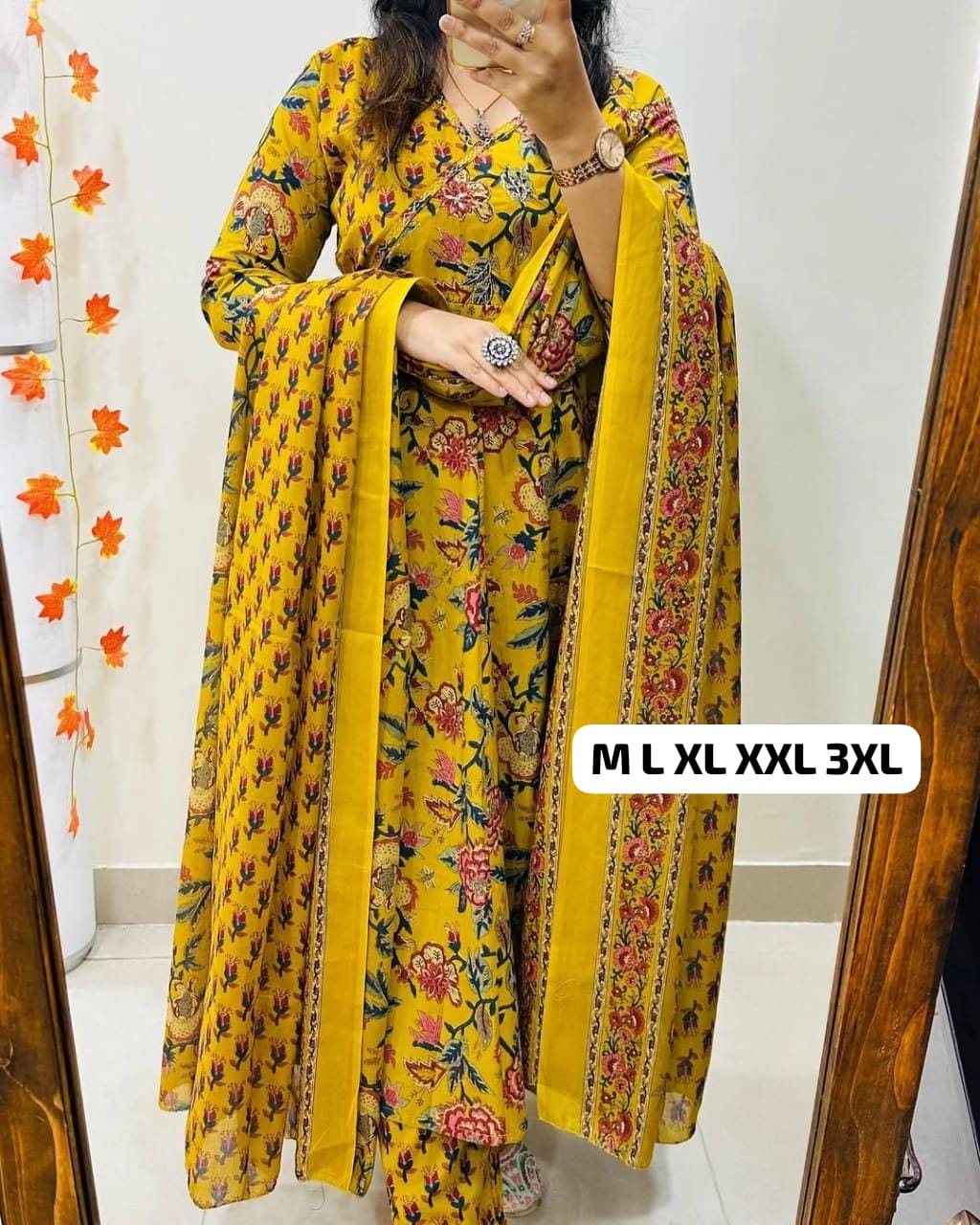 Look straight out of a dreamy movie set as you turn around and walk in this elegant flaired suit ! The perfect of traditional wear