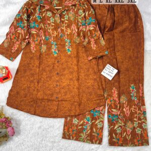 V neck pattern A line with hand work paired with matching pant Giving perfect outfit and deliberate choice about your look..