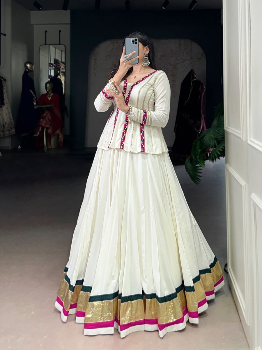 colorful Navratri collection🪞🦢Lehenga Fabric : Pure Rayon